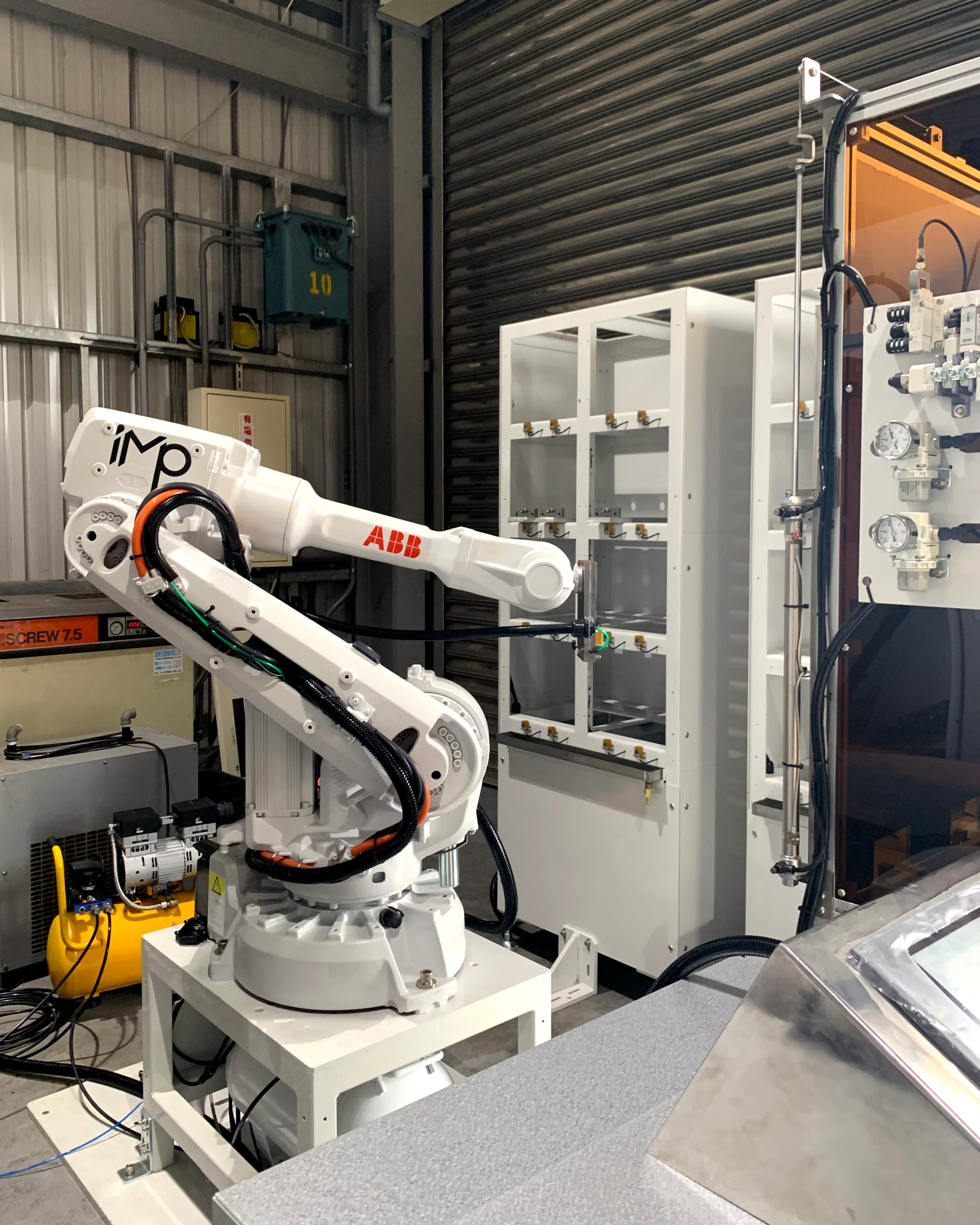 關節型機械手臂